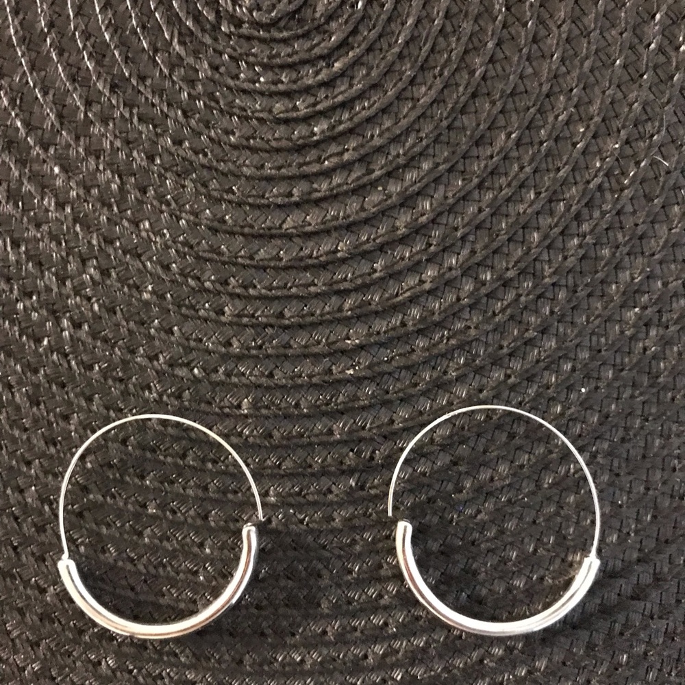Silver color pierced earrings